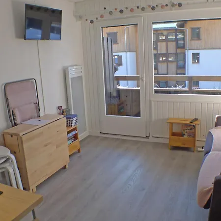 Cosy A Avec Balcon Sud, Parking Et Animaux Acceptes - Fr-1-629-138 Samoens